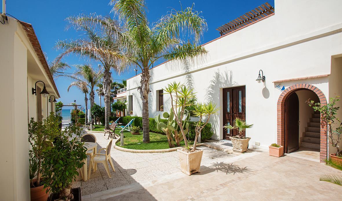 איספיקה Caposud Residence And Beach Club מראה חיצוני תמונה