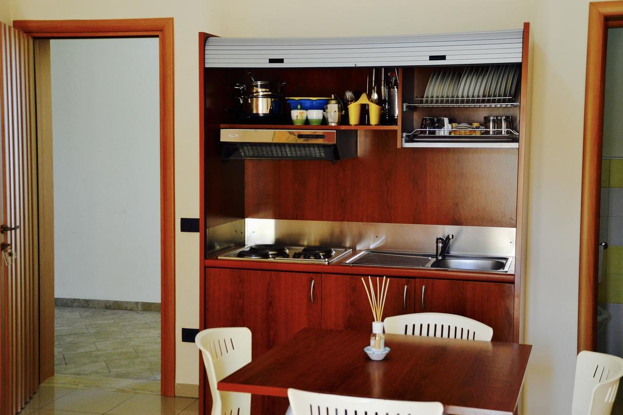 איספיקה Caposud Residence And Beach Club מראה חיצוני תמונה