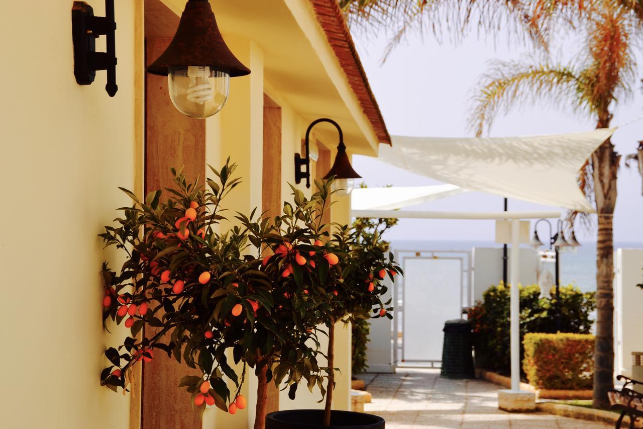 איספיקה Caposud Residence And Beach Club מראה חיצוני תמונה